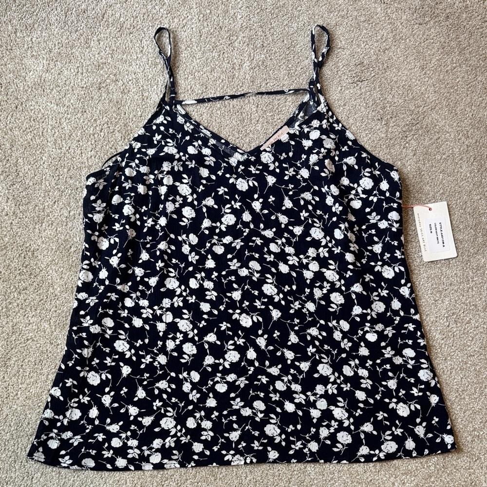 Skies Are Blue Strappy Floral Print Women's Cami Tank Top Navy White Size Medium
